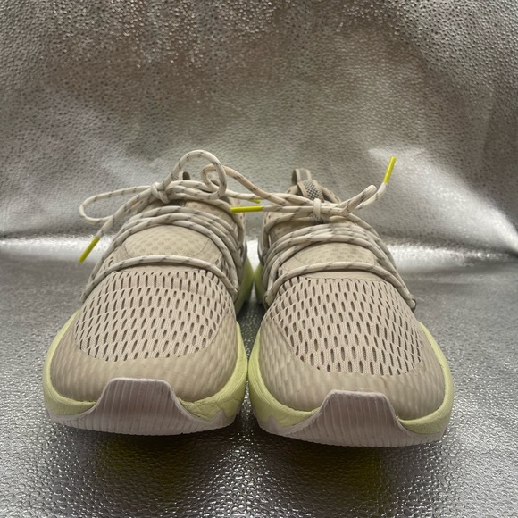 SOLD - Picture 4 of 6